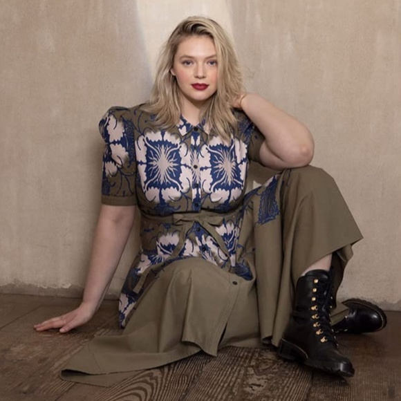 Making the Cut Winning Look: Faded Army & Navy Blue Tie Waist Dress - Picture 4 of 10